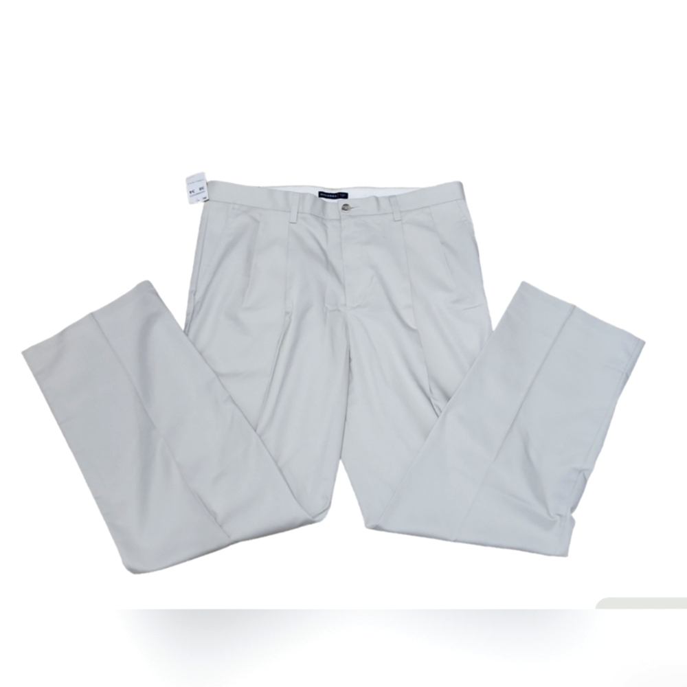 NWT Dockers‎ Men's Classic Git Pleated Standard Khaki Size 38x34